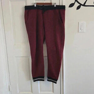 American Eagle Knit Joggers Red XL